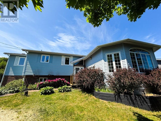 4 French's Road - Bay Roberts House for Sale, 3 Bedrooms (1287142)