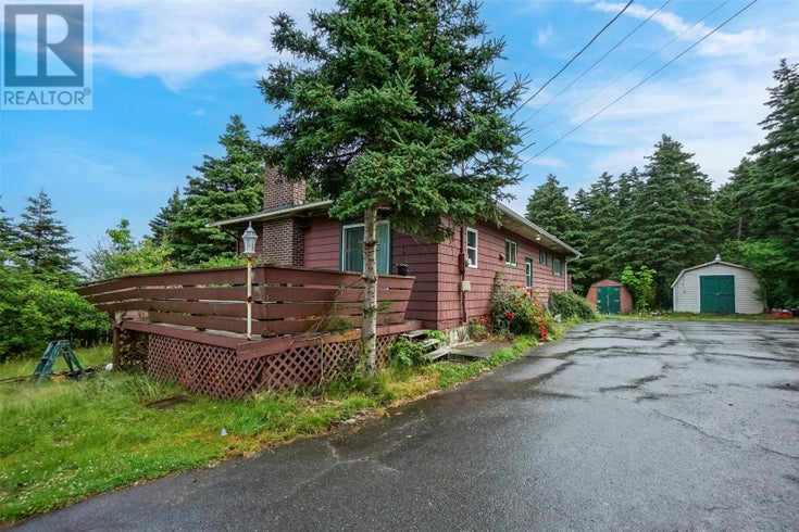5-7 Lodge Road - Bay Roberts House for Sale, 3 Bedrooms (1288145)