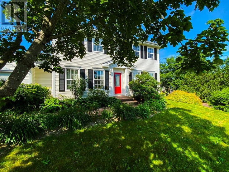 16 Heneys Pond Road - Bay Roberts House for Sale, 4 Bedrooms (1290846)