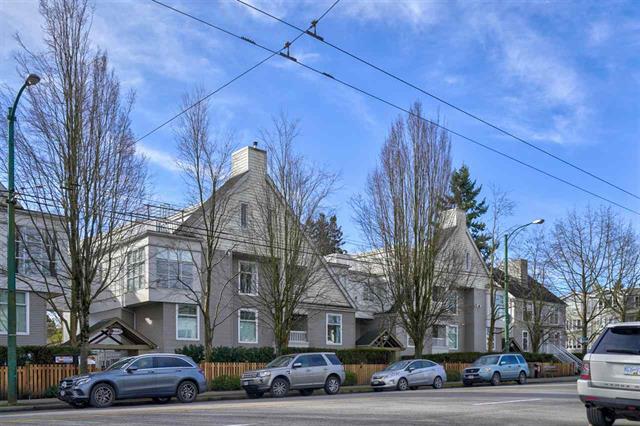 313 3150 W 4th Avenue, Vancouver - Kitsilano Apartment/Condo for sale, 2 Bedrooms (R2441202)