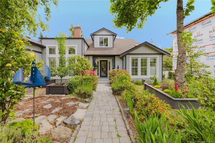 3931 Scolton Rd - SE Cadboro Bay Single Family Residence, 4 Bedrooms (1001752)