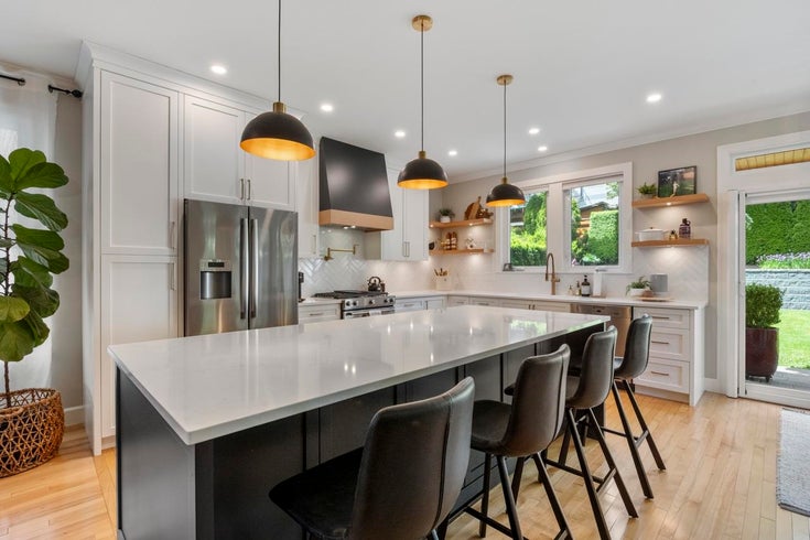 835 Kent Street - White Rock Single Family Residence for Sale, 3 Bedrooms (R3008597)