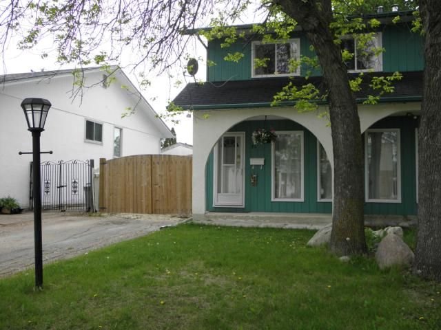  32 Knightsbridge Drive - Winnipeg HOUSE for sale, 3 Bedrooms (1210689)