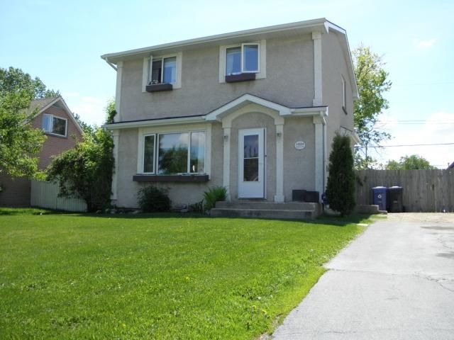 22 Bourkewood Place - Winnipeg HOUSE for sale, 2 Bedrooms (1311947)