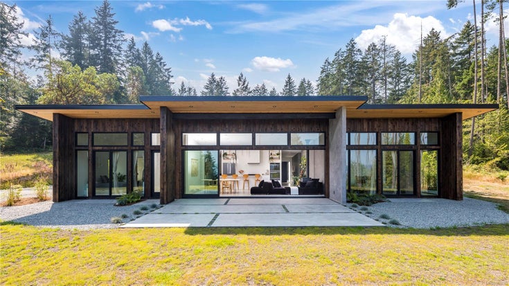 717 Walkers Hook Rd - GI Salt Spring Single Family Residence, 3 Bedrooms (953745)