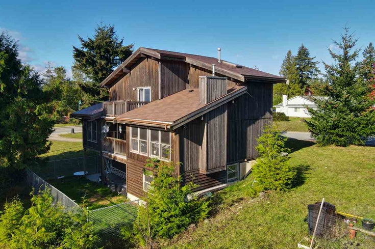 5650 Nickerson Road - Sechelt District House/Single Family for sale, 5 Bedrooms (R2514625)