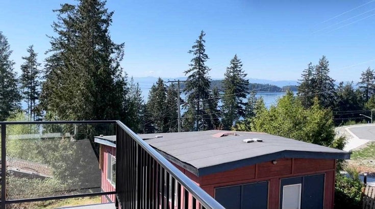 5918 SUNSHINE COAST HIGHWAY - Sechelt District House/Single Family for sale, 4 Bedrooms (R2585676)