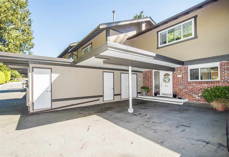 143 3300 Capilano Road - Edgemont Townhouse, 3 Bedrooms (R2206940)