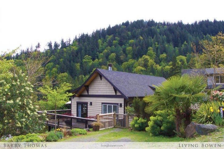 976 Village Drive - Bowen Island House/Single Family for sale, 3 Bedrooms (R2059076)
