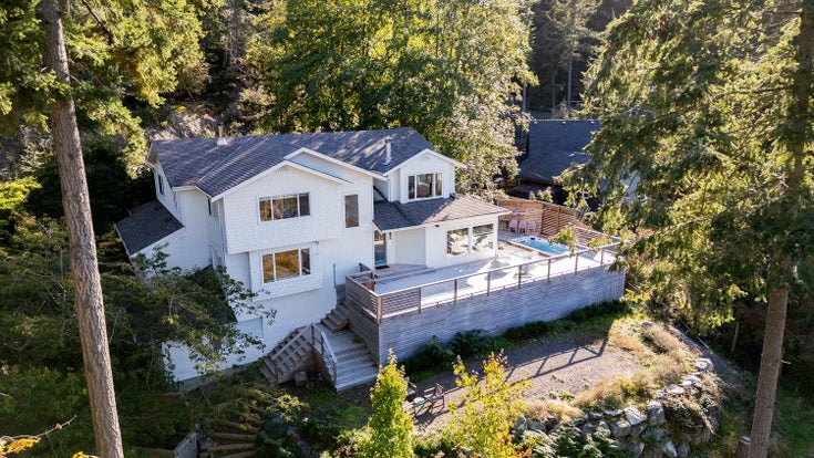 1605 WHITESAILS DRIVE - Bowen Island House with Acreage, 6 Bedrooms (R2932955)