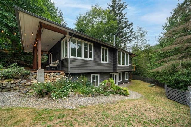 1288  Oceanview Road - Bowen Island House/Single Family, 3 Bedrooms (R2915877)