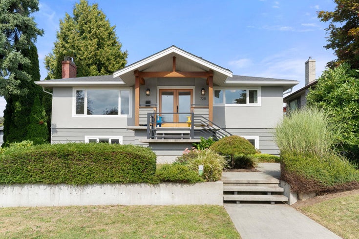 728 E 6th Street - Queensbury Single Family Residence for Sale, 4 Bedrooms (R3047608)