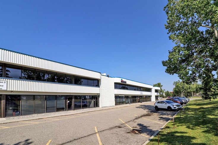 126, 1530 27 Avenue NE - South Airways Industrial for Lease(A2012039)