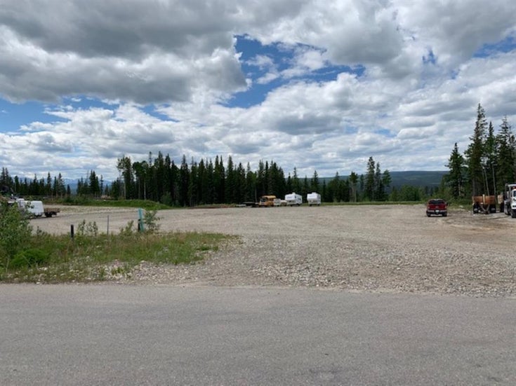 366 FLEMING DR   - HThompsonLake Industrial Land for sale(A2142027)