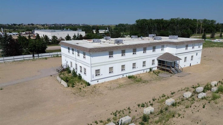 2, 27123 Highway 597   - Burbank Industrial Park Office for Sale(A2149657)