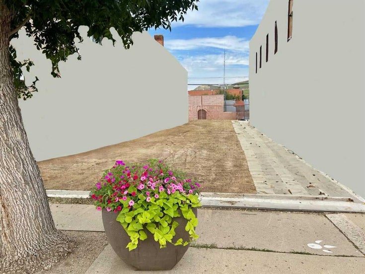 30 3 Avenue East   - Downtown Drumheller Commercial Land for Sale(A2170581)