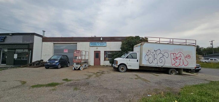 2040 36 Street SE - Forest Lawn Industrial Industrial for Sale(A2175489)