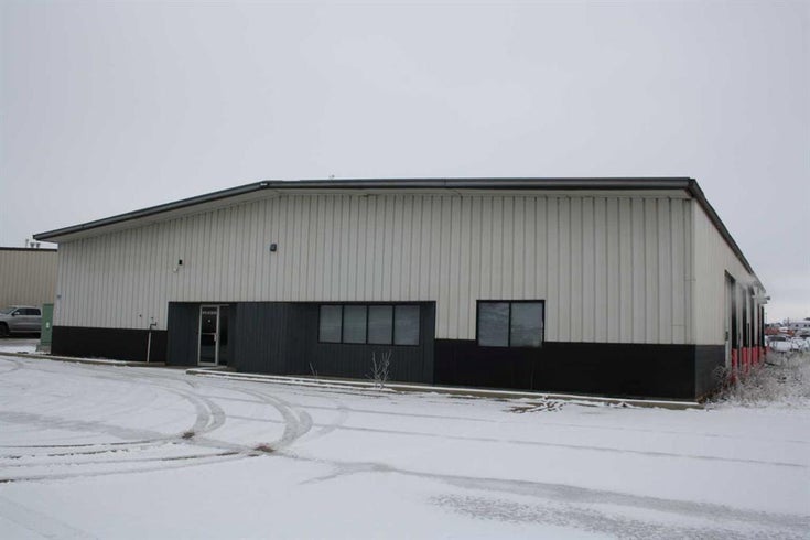 200, 104 East Lake Boulevard NE - East Lake Industrial Industrial for Lease(A2180068)