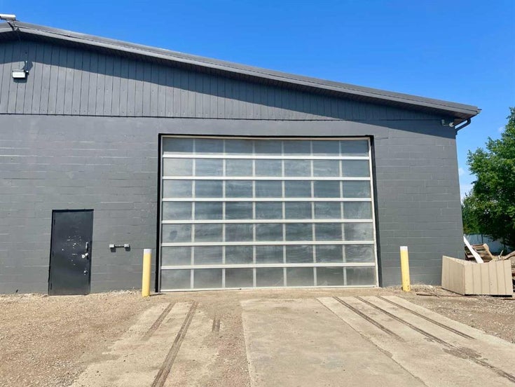 2009 1 Street  - Wainwright Industrial for Lease(A2184215)
