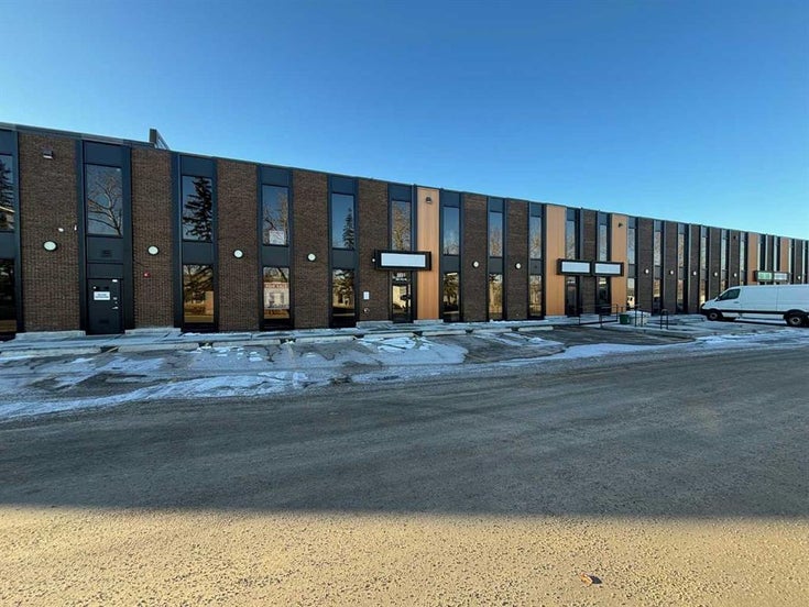 1215 38 Avenue NE - McCall Industrial for Sale(A2192937)