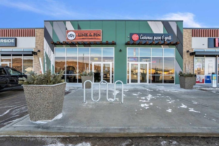 2117, 239 Griffin Road E - Industrial Retail for Lease(A2196363)