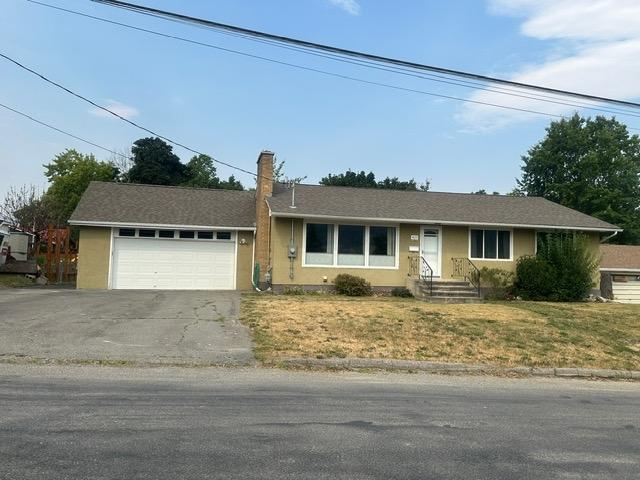 427 12th Avenue, Creston BC, V0B 1G4 - Creston Single Family(2478850)