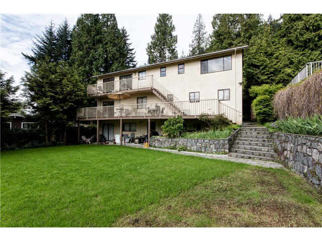 4608 Mountain Highway - Lynn Valley House/Single Family for sale, 7 Bedrooms (V1119883)