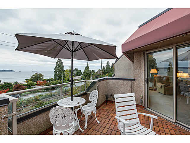 304 2471 Bellevue Avenue - Dundarave Apartment/Condo for sale, 2 Bedrooms (V1092449)