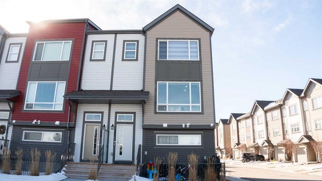 111 Copperstone Park SE - Copperfield Row/Townhouse for sale, 3 Bedrooms (A2115369)