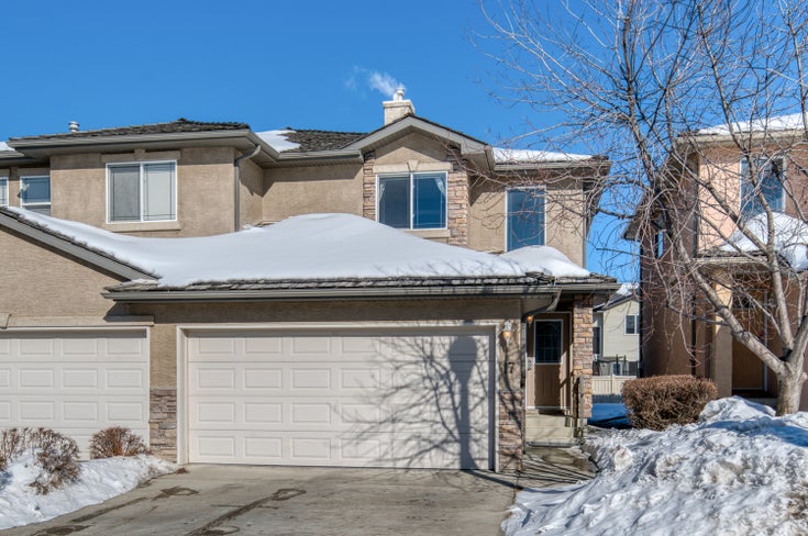 17 Royal Crest View Nw - Royal Oak Row/Townhouse, 3 Bedrooms (C4229766)