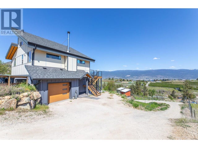 9003 Gilman Road - Summerland House for Sale, 3 Bedrooms (10346338)