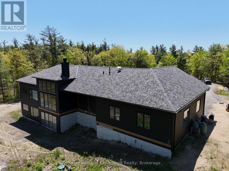 1052 BUCKEYE ROAD - Muskoka Lakes (medora) House for Sale, 4 Bedrooms (X12184574)