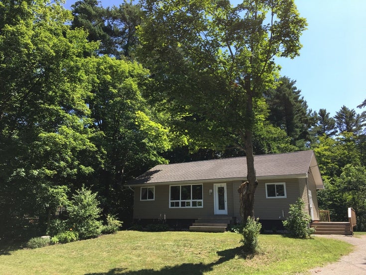 635 Hwy 141 - Utterson Single Family, 3 Bedrooms (1721405)