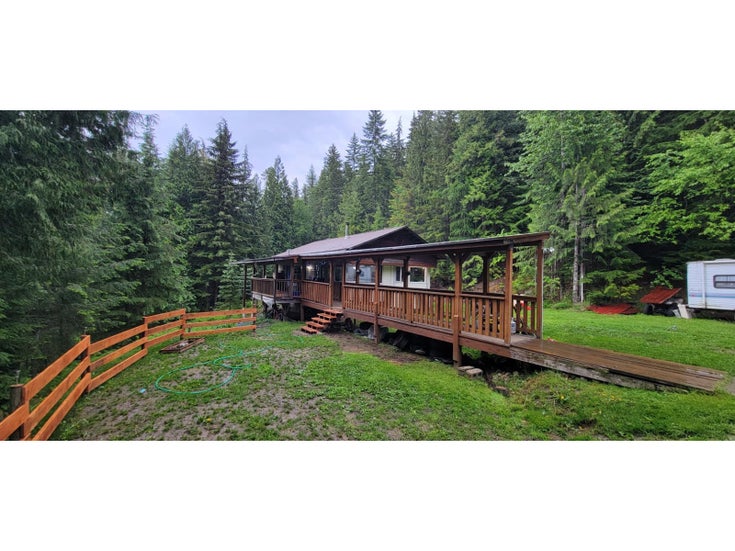 8749 HIGHWAY 6 - Silverton House for sale, 1 Bedroom (2477253)