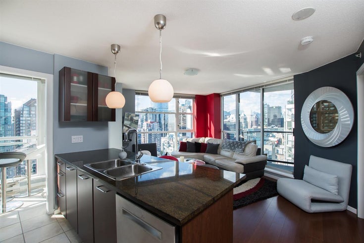 2402 1199 Seymour Street - Downtown VW Apartment/Condo for sale, 1 Bedroom (R2470590)