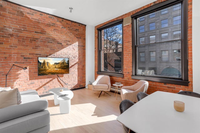 201 - 345 Water Street - Downtown VW Apartment/Condo for Sale, 1 Bedroom (R3014419)