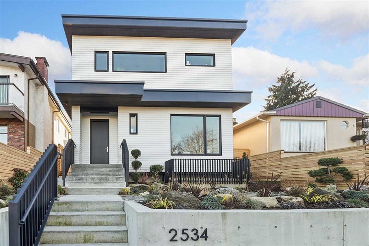 2534 PARKER STREET - Renfrew VE Single Family Residence, 4 Bedrooms (R2529680)