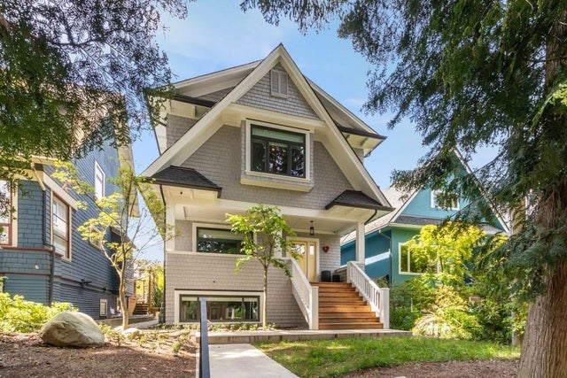 4447 Quebec Street - Main Single Family Residence for Sale, 4 Bedrooms (R3045940)