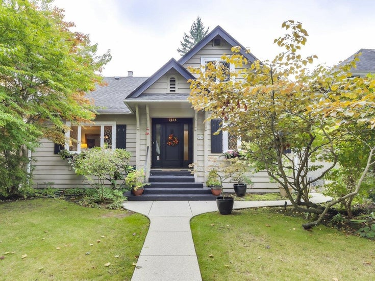 3238 W King Edward Avenue - MacKenzie Heights Single Family Residence for Sale, 7 Bedrooms (R3053793)