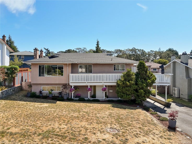 3273 Megaw Pl - SE Cedar Hill Single Family Residence for Sale, 5 Bedrooms (1008302)