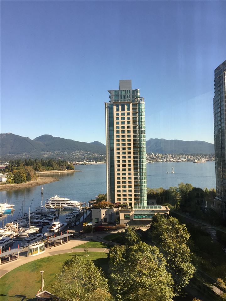 1304 555 Jervis Street - Coal Harbour Apartment/Condo for sale, 1 Bedroom (R2208469)