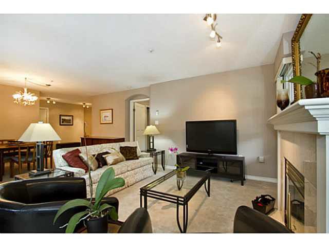 214 2105 W 42nd Avenue - Kerrisdale Apartment/Condo for sale, 2 Bedrooms (V1141808)