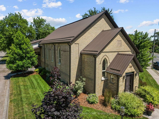 142 Main Street - Lucan Detached for Sale, 6 Bedrooms (X12327051)