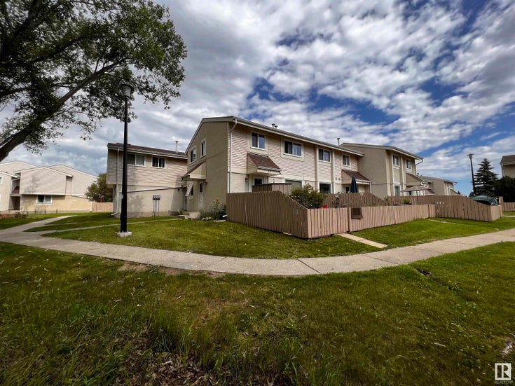 29 Athabasca Acres - Devon ST2, 3 Bedrooms (E4348509)