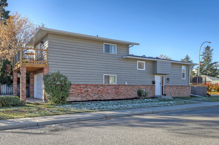 2402 36 Street SW - Killarney/Glengarry Detached for Sale, 3 Bedrooms (A2264990)