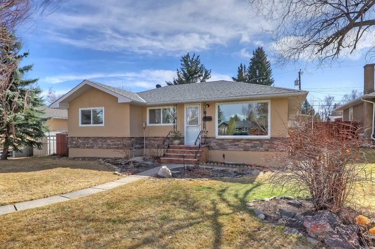 11 Wilshire Place SW - Wildwood Detached, 3 Bedrooms (A2210089)