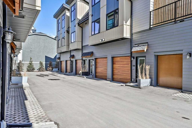 106, 1106 Bow Valley Trail  - Bow Valley Trail Row/Townhouse for sale, 2 Bedrooms (A2129458)