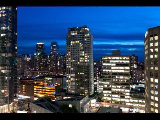 2605 1166 Melville Street - Coal Harbour Apartment/Condo, 2 Bedrooms (V948816)