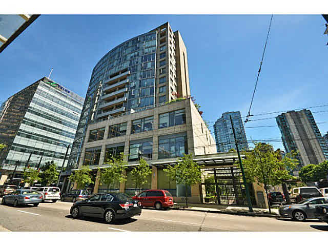 506 822 Seymour Street - Downtown VW Apartment/Condo, 2 Bedrooms (V1011074)