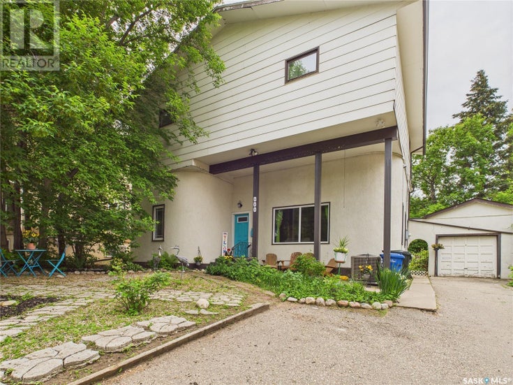 223 20th STREET W - Prince Albert House, 5 Bedrooms (SK002419)